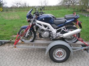 IMG_3988_thumb.jpg 17.6K