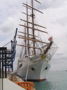 IMG_4045_thumb.jpg 13.0K