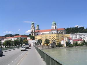 IMG_7989_thumb.jpg 10.9K