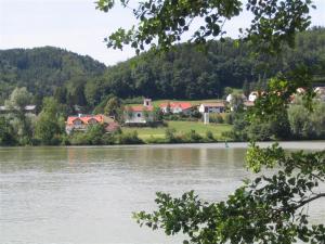 IMG_7992_thumb.jpg 17.4K